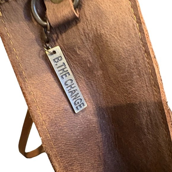 Le Papillon Large Brown Leather Tote - Picture 15 of 16